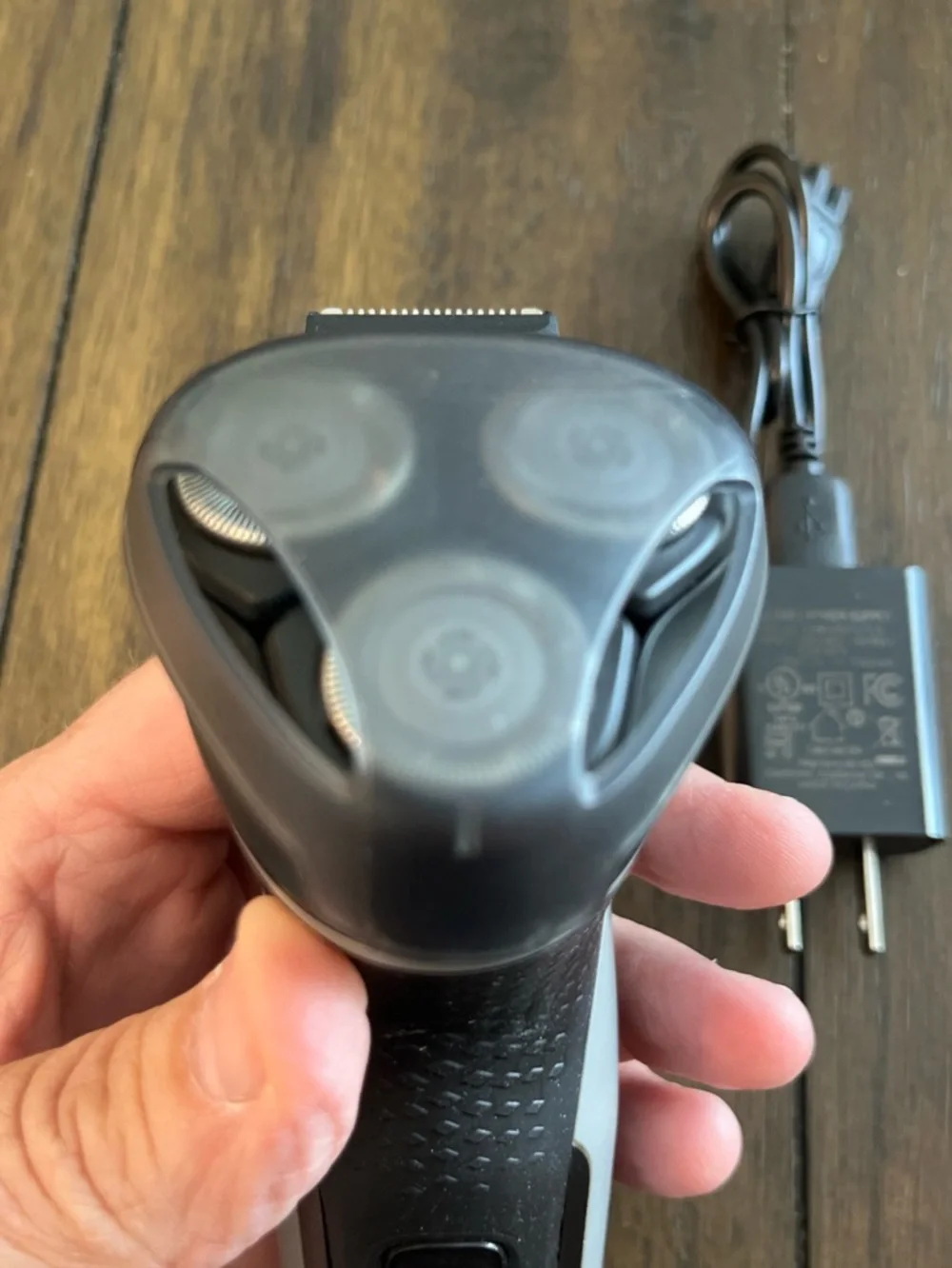 Philips Norelco : Men’s Razor / Shaver Series 2000 w/ Trimmer + Charging Cord